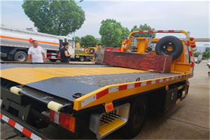 夏阳街道附近拖车电话号码服务